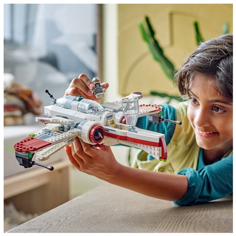 LEGO Star Wars ARC-170 Starfighter Building Set (75402) 3 LEGO Star Wars ARC-170 Starfighter Building Set (75402)